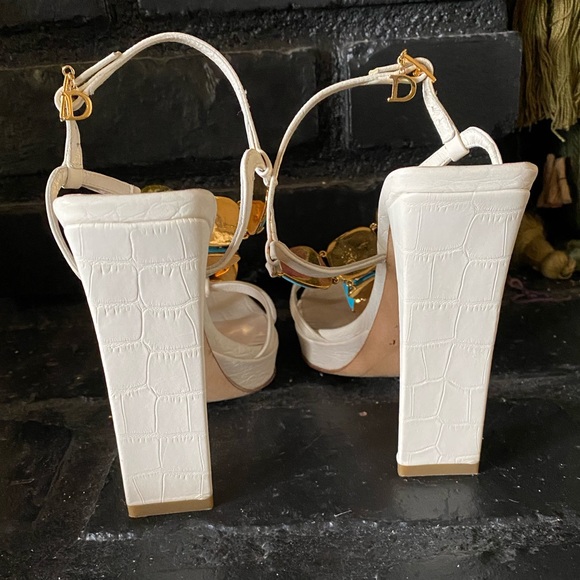 Christian Dior Turquoise jeweled strap heels - Picture 5 of 7